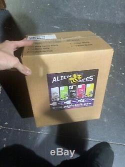 Alien Bees B1600 Brand New in Box Space Black Strobe