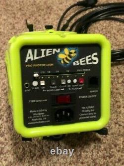 AlienBees B800 Studio Strobe Flash, Paul C Buff Cybersync receiver transmitter