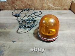 Fireball Strobe Light Federal Signal Company Model FBH11 Series A1 12 Volt Used