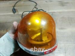 Fireball Strobe Light Federal Signal Company Model FBH11 Series A1 12 Volt Used