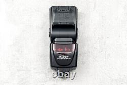 Nikon SB-700 Speedlight Flash MINT. BOXED & COMPLETE. SB700 DSLR Camera Flashgun