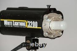 White Lightning X3200 by Paul C Buff Flash Strobe Monolight